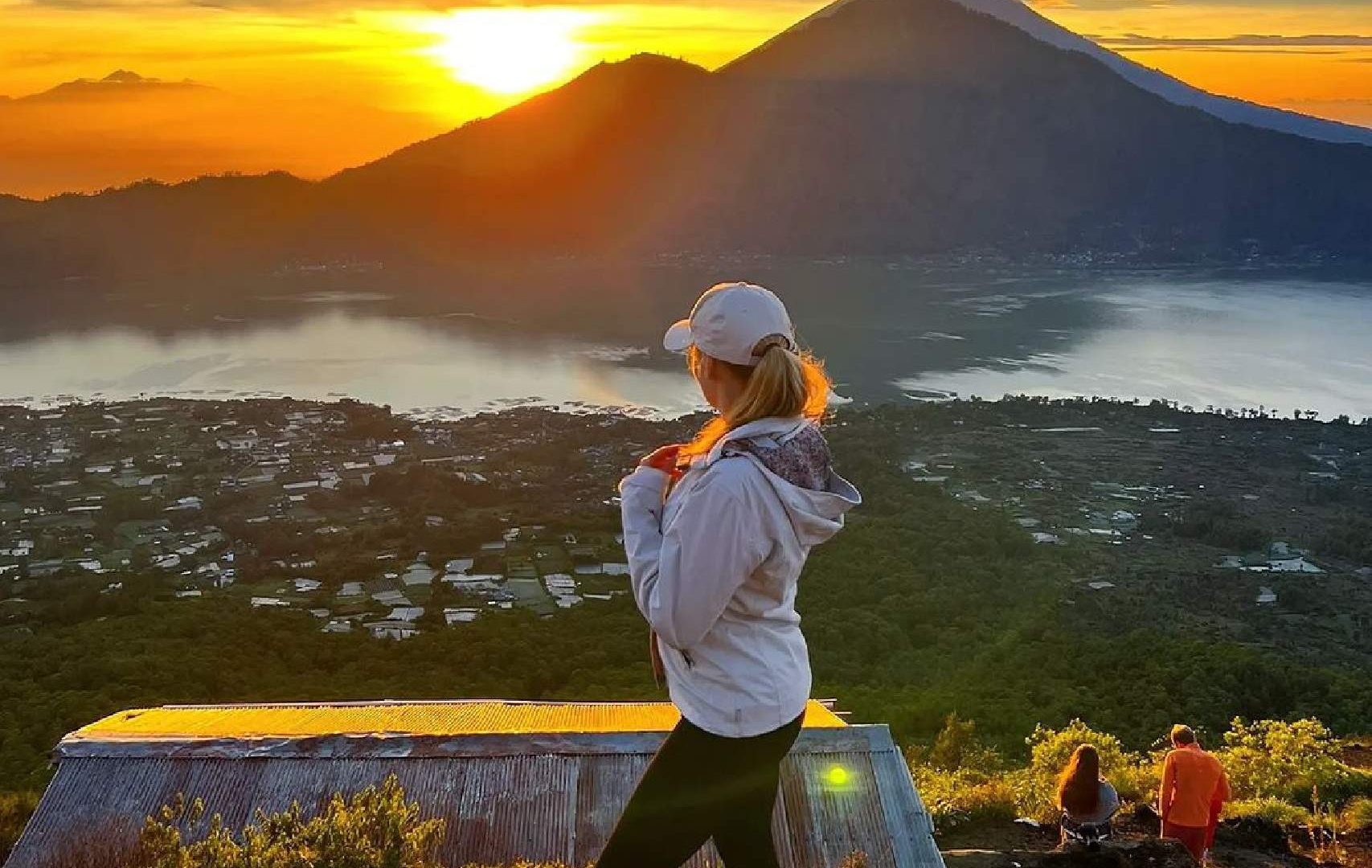 Mt batur Trek & Massage